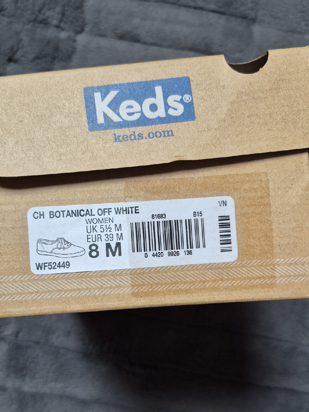 Keds Botanical Off White Sneakers with Leaf Print, & 2 Laces, New In Box - Picture 3 of 13